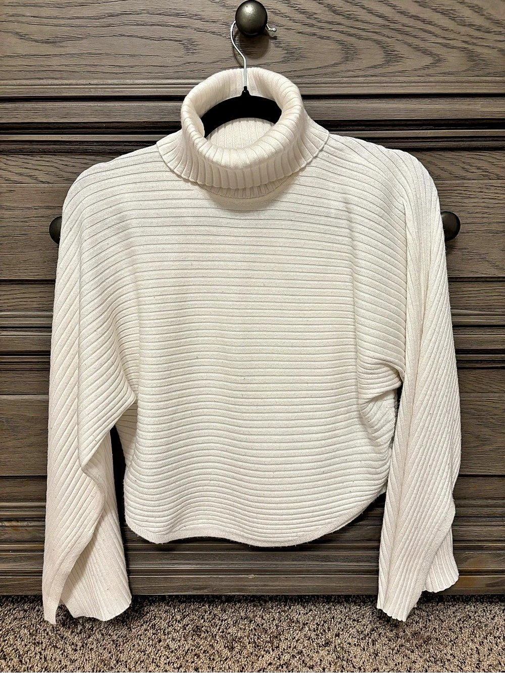 PINK ROSE Ribbed Turtleneck Sweater in White